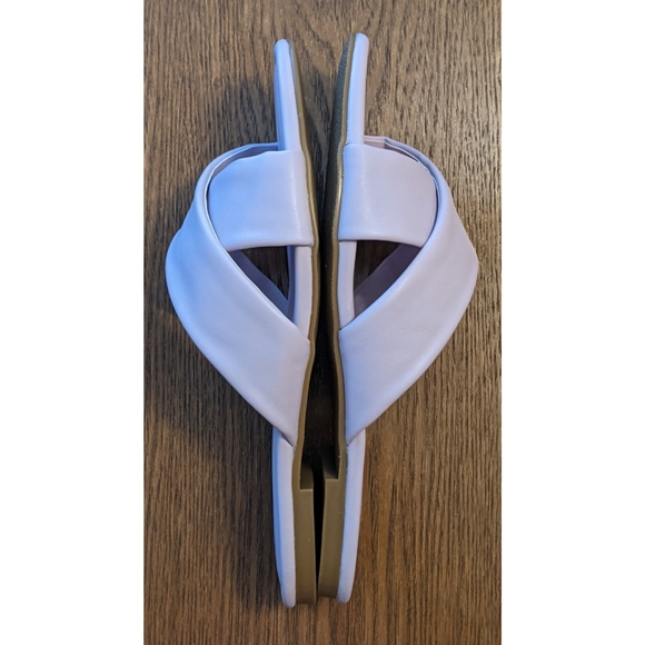 Flat Sandal - Picture 6 of 9